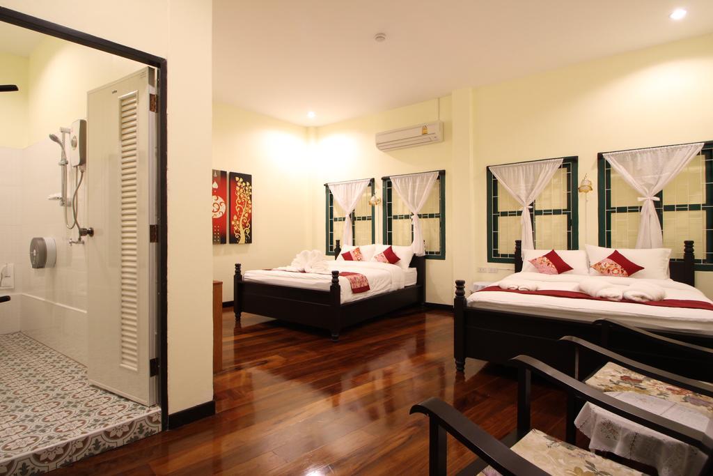 Srisomboon Hostel Trang Kültér fotó