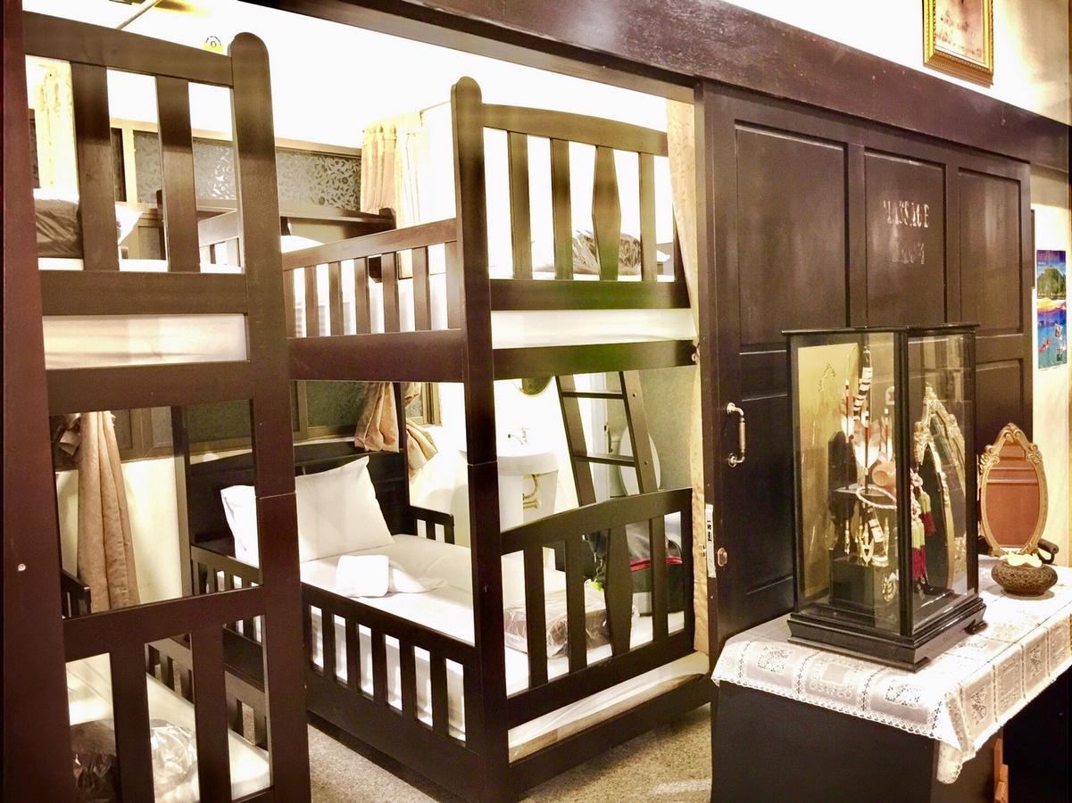 Srisomboon Hostel Trang Kültér fotó
