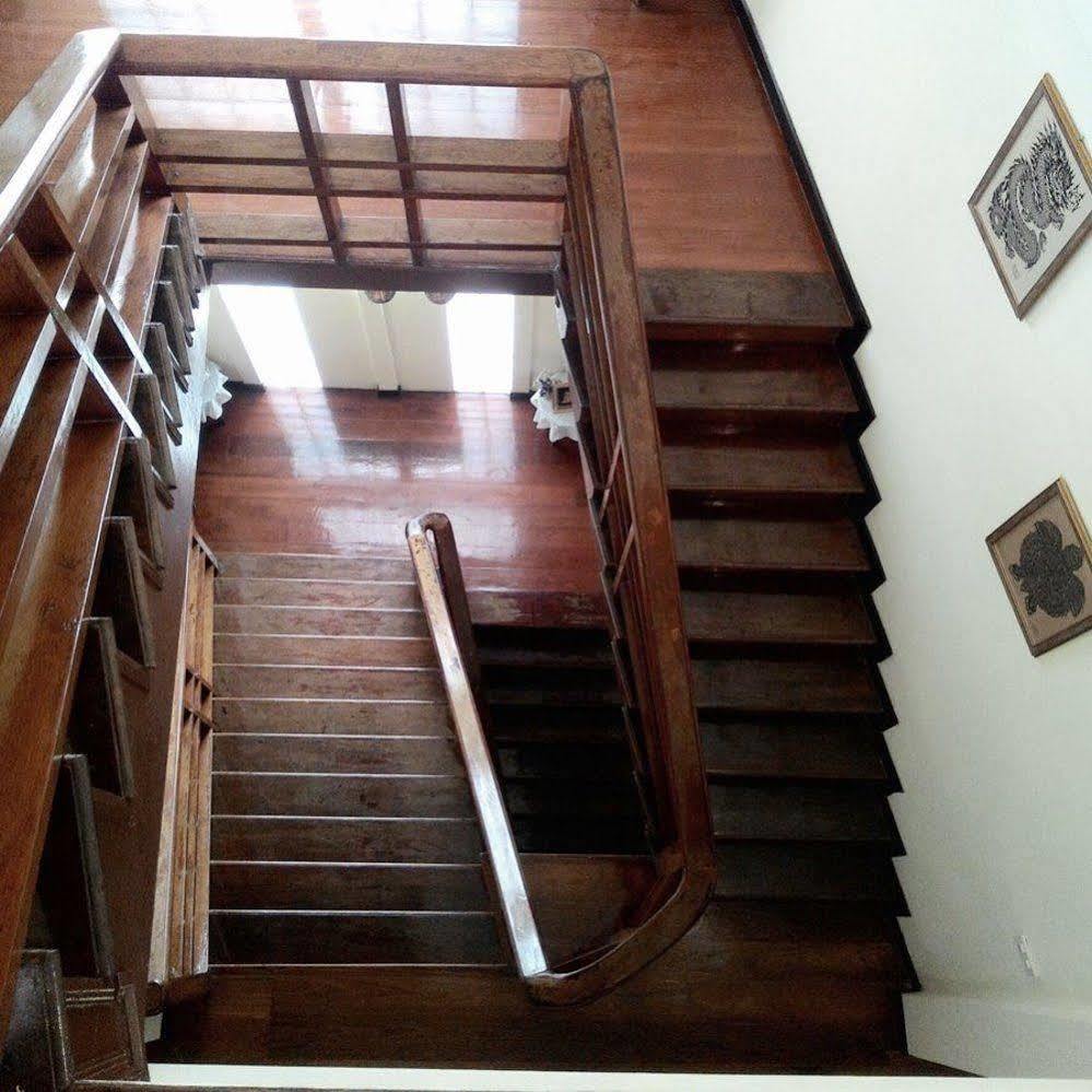 Srisomboon Hostel Trang Kültér fotó