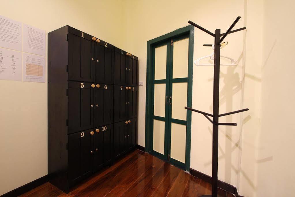 Srisomboon Hostel Trang Kültér fotó